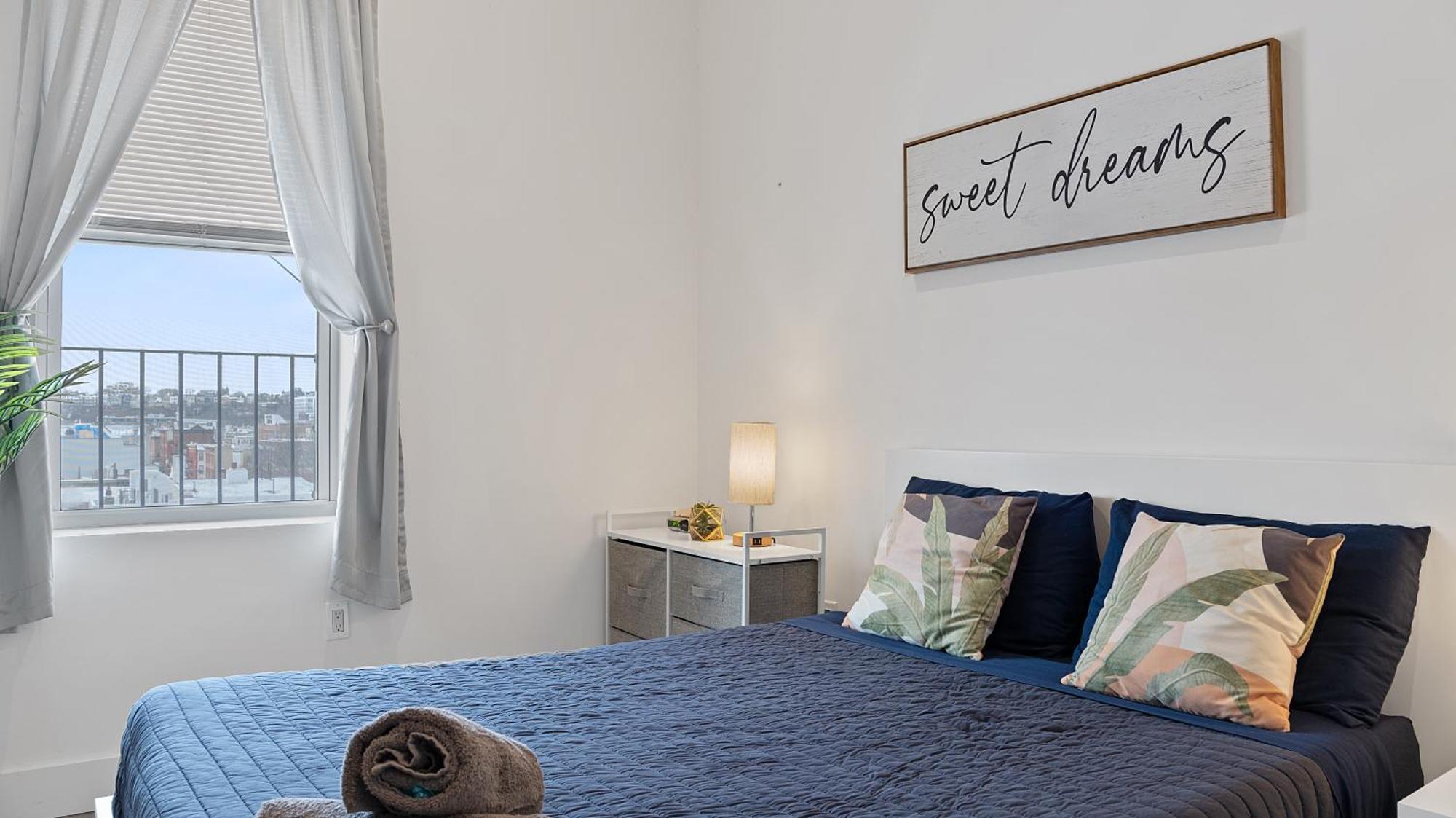 Chic Penthouse 15 Minutes From Nyc - Bus Stop At Doorstep Hoboken Exterior photo